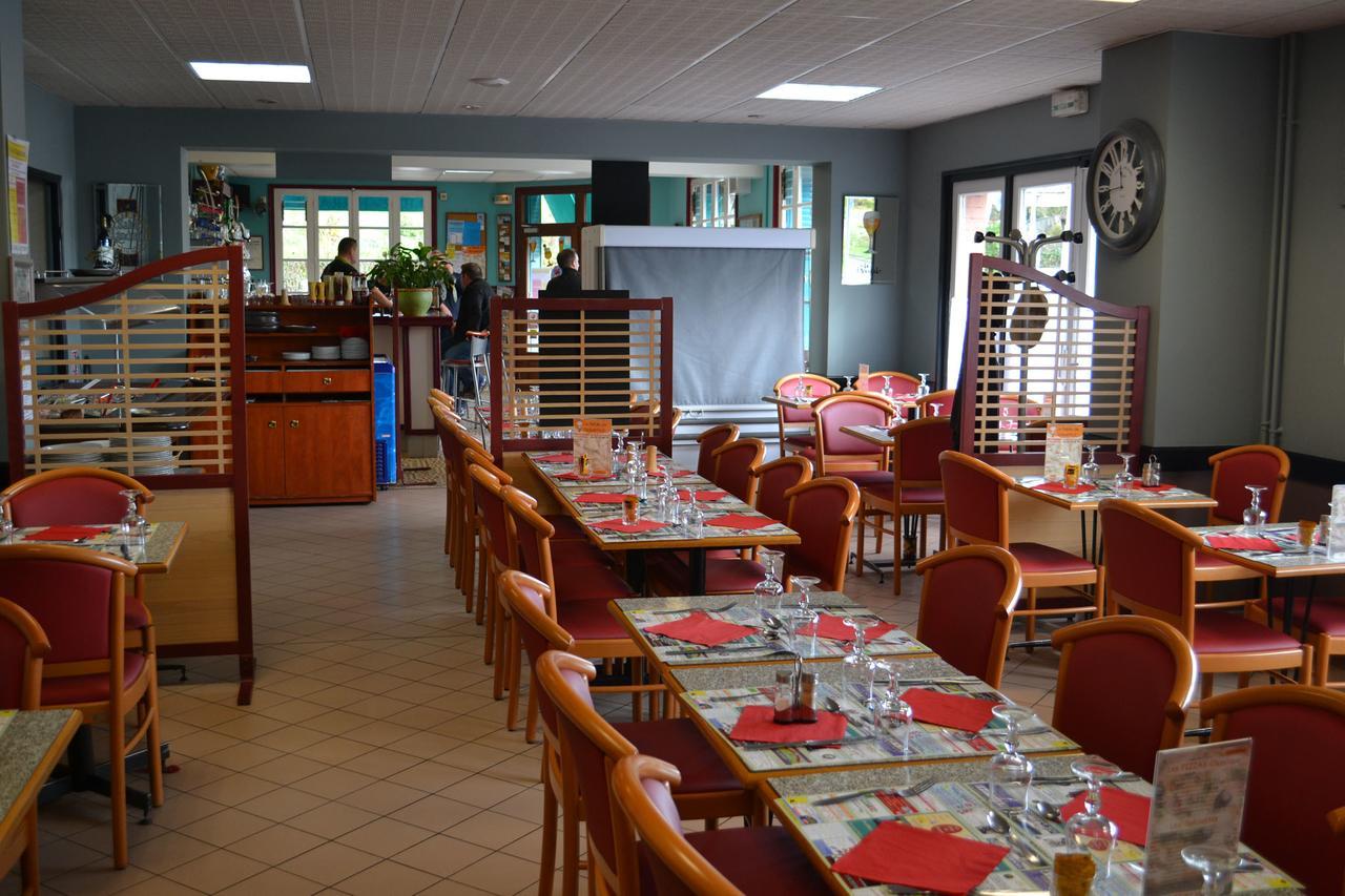 Le Relais De Risquetout Hem-Hardinval Eksteriør bilde